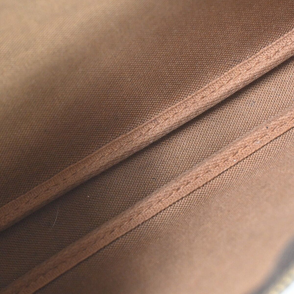 Louis Vuitton Pochette Accessoires  Canvas Clutch Bag