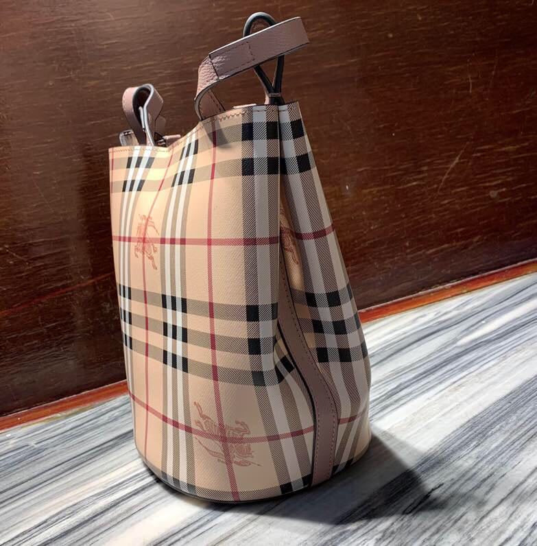 Burberry Bags - Bagsattire   184