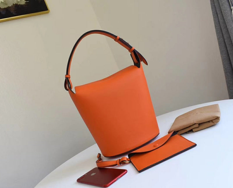 Burberry Bags - Bagsattire   330