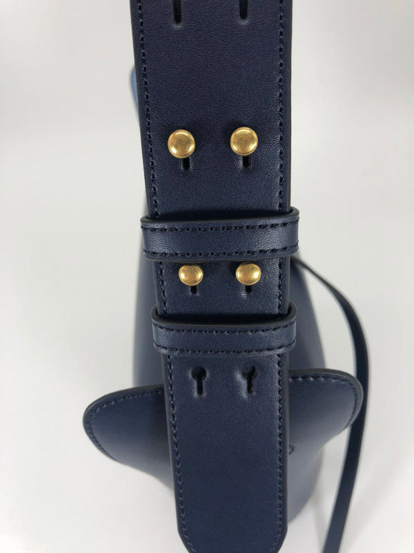 Burberry Bags - Bagsattire   327