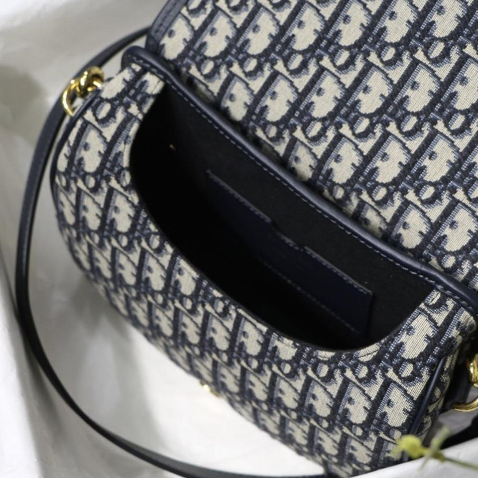 MEChristian Dior BOBBY BAG