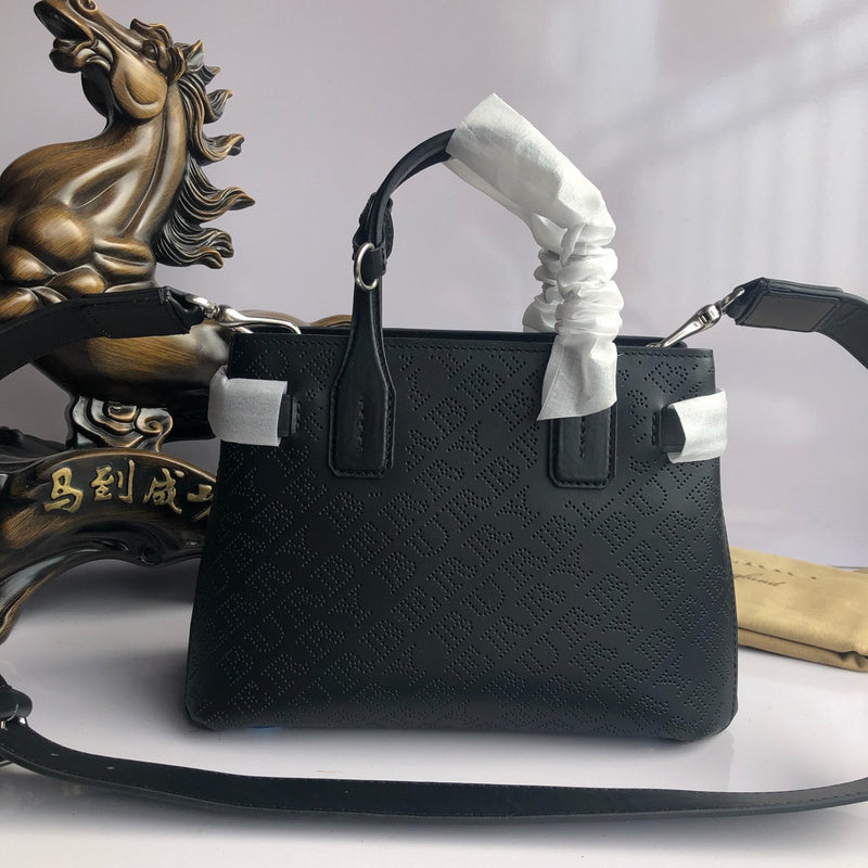 Burberry Bags - Bagsattire   628