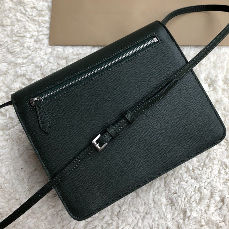 Burberry Bags - Bagsattire   461