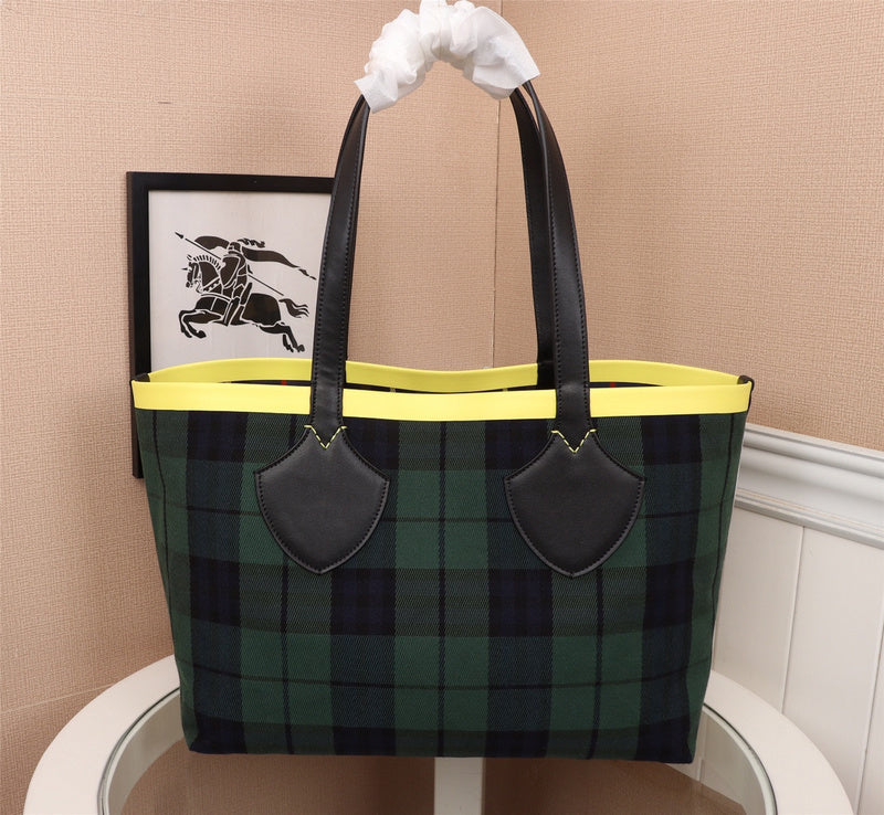 Burberry Bags - Bagsattire   357