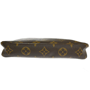 Louis Vuitton Pochette accessoires Clutch Bag