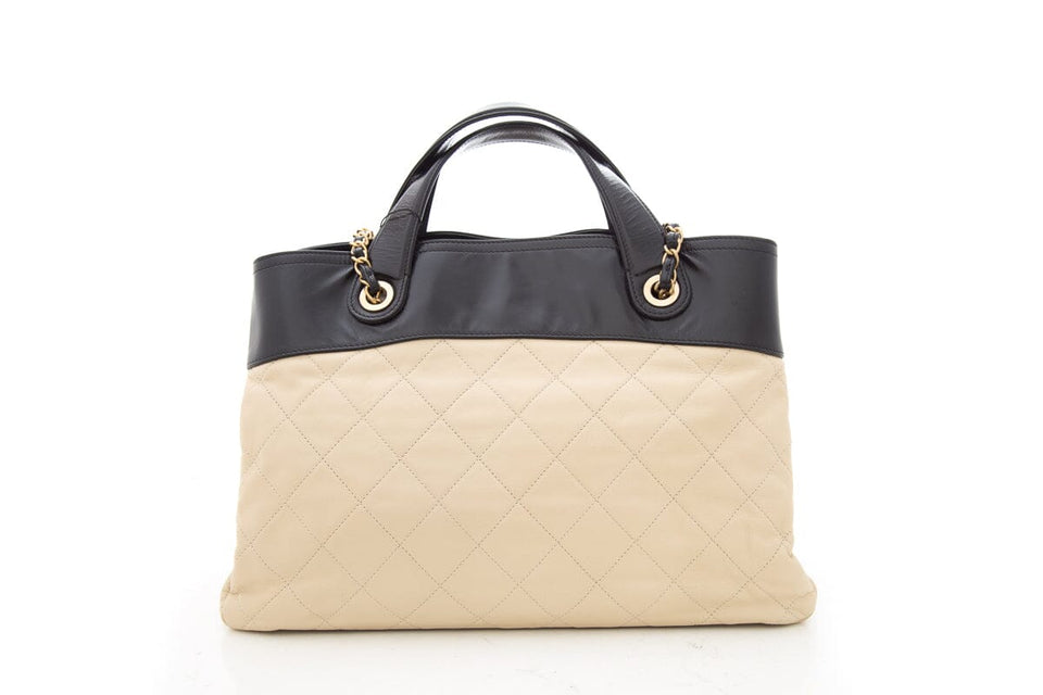Chanel Black & Cream Mix hopping Handbag