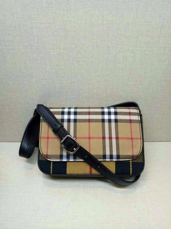 Burberry Bags - Bagsattire   431