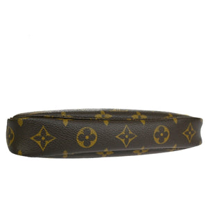 Louis Vuitton Pochette Accessoires  Canvas Clutch Bag