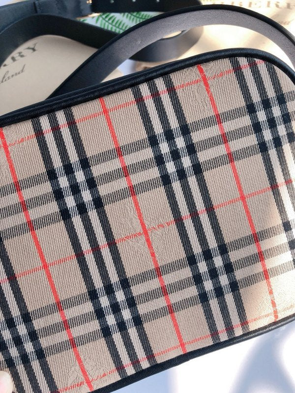 Burberry Bags - Bagsattire   581