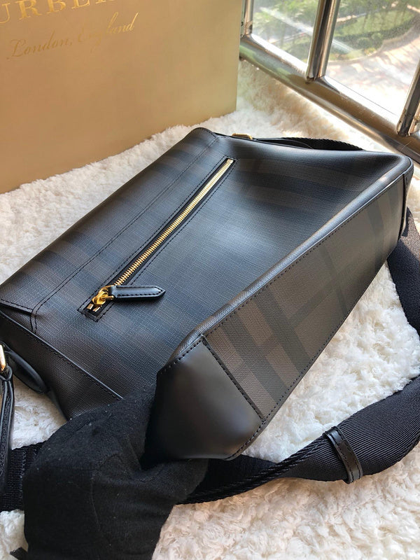 Burberry Bags - Bagsattire   379