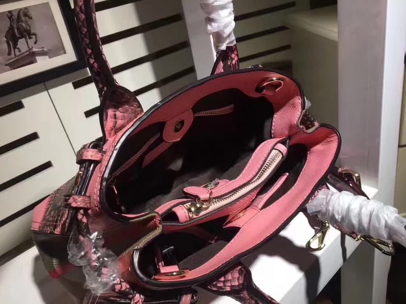 Burberry Bags - BG Bags - 1110