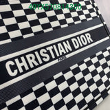 Christian Dior Bags Bags - The Tote   089