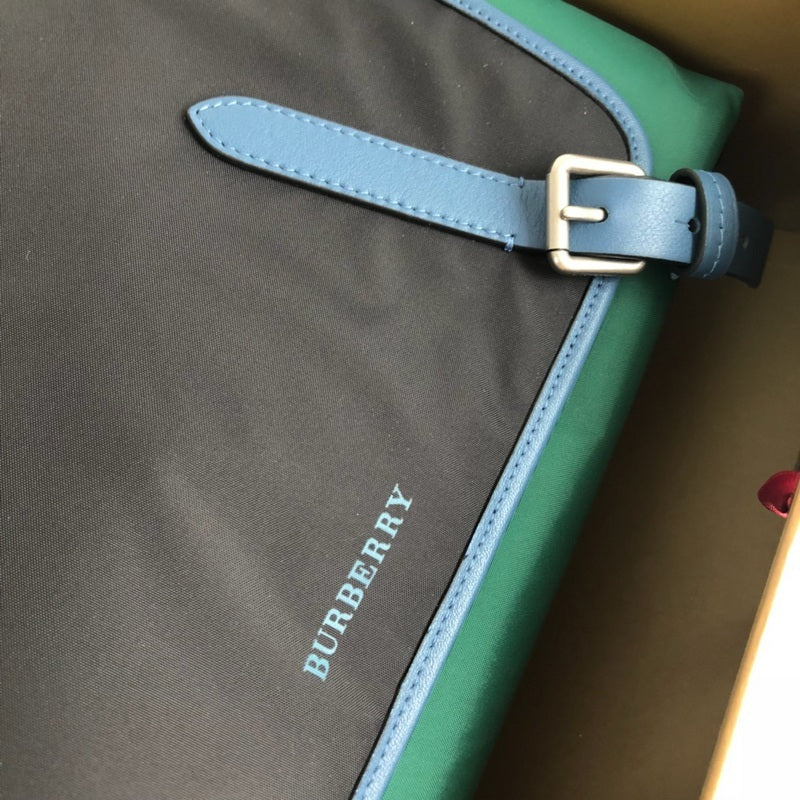 Burberry Bags - Bagsattire   568