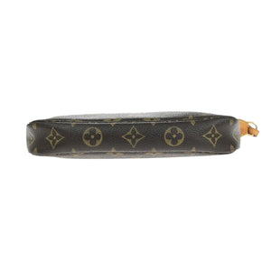 Louis Vuitton Pochette Accessoires  Canvas Clutch Bag