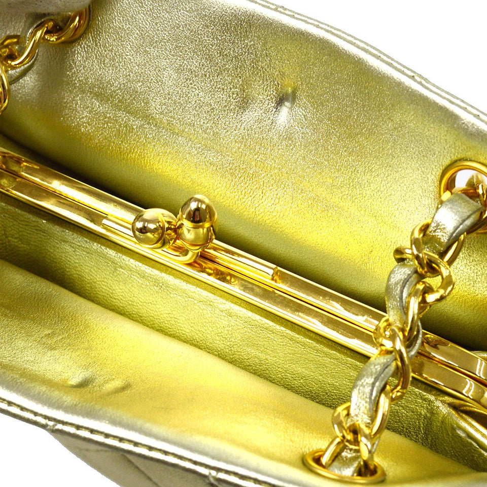CHANEL 1989-1991 Gold Lambskin Kisslock Shoulder Bag