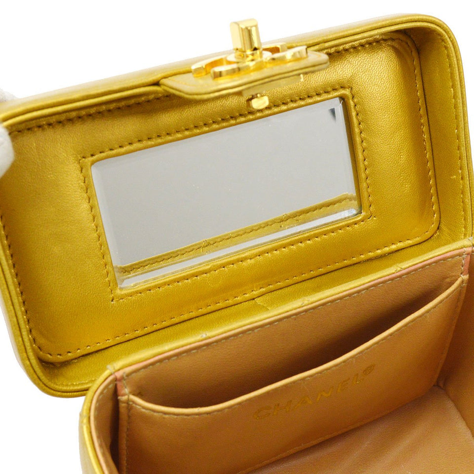 CHANEL 1991-1994 Gold Lambskin Vanity Shoulder Bag ao28945