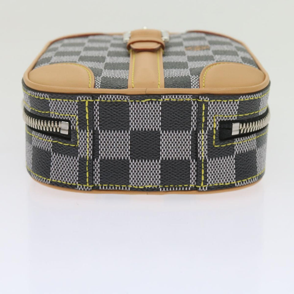 LOUIS VUITTON Damier Versette Vertical Hand Bag White Black N60273 Auth ar11067A