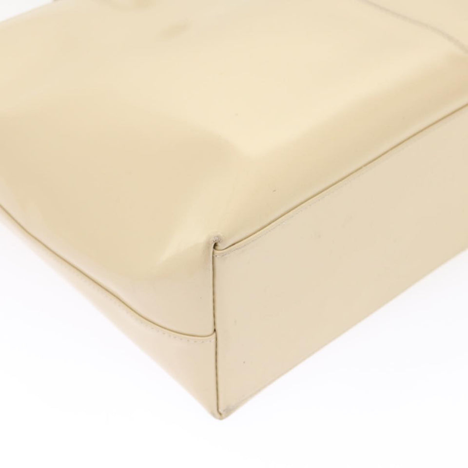 GUCCI Hand Bag Patent leather 2way Beige 002-2113-0476  ar9776