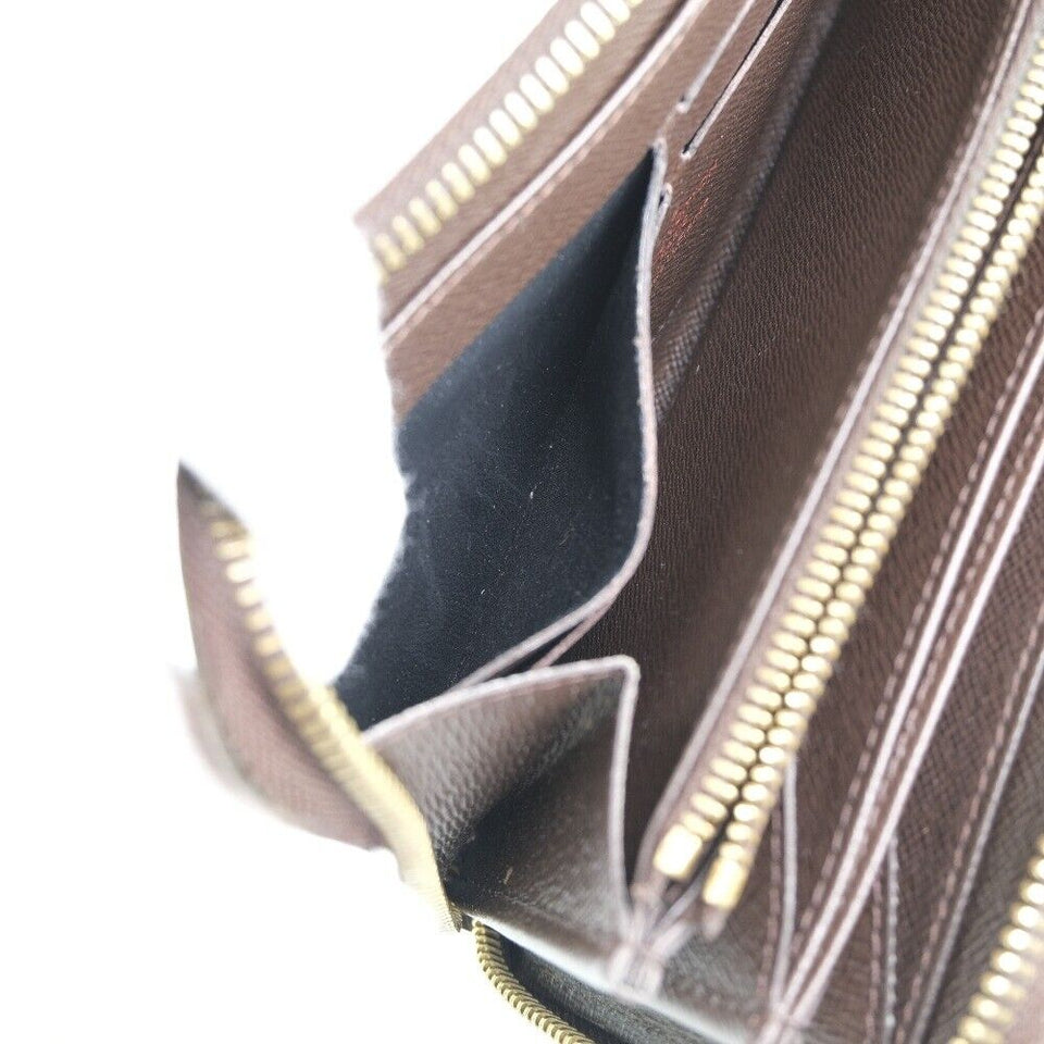 Louis Vuitton Zip Around Zippy Wallet