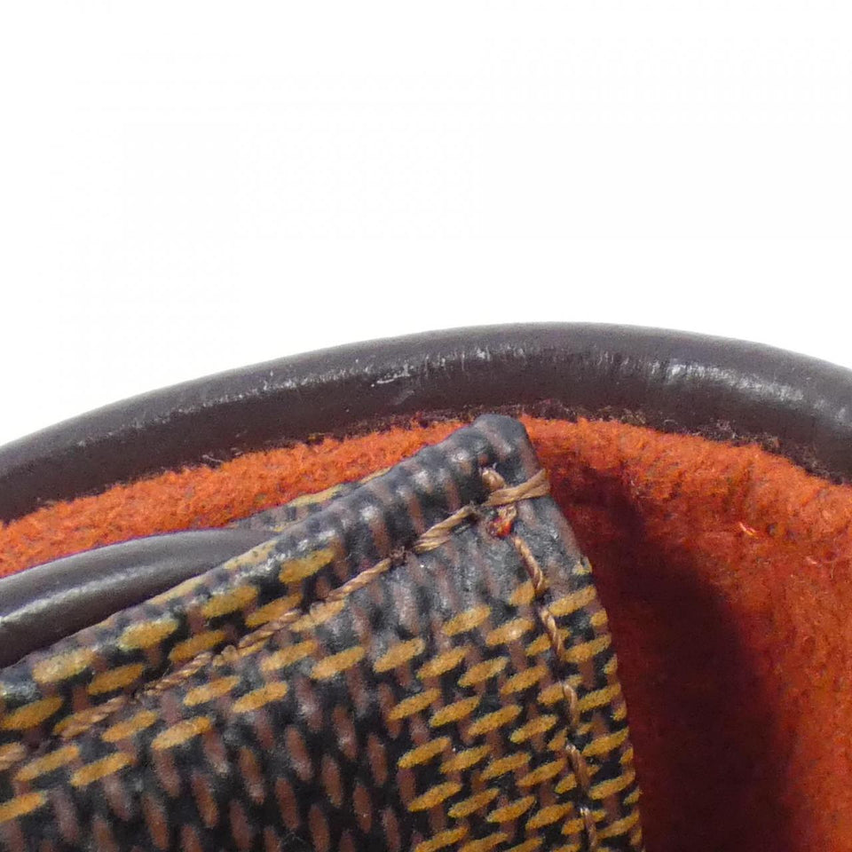 Louis Vuitton Damier Pochette