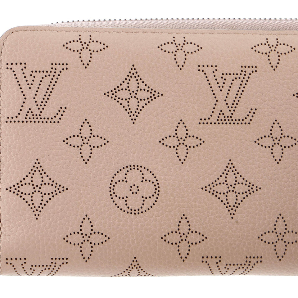 Louis Vuitton Zippy Wallet Mahina