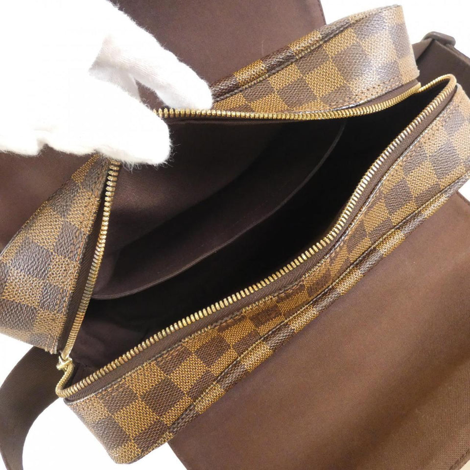 Louis Vuitton Damier Naviglio