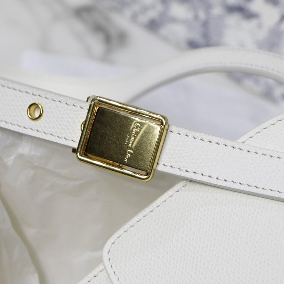 Christian Dior 30 MONTAIGNE BAG Latte Box Calfskin
