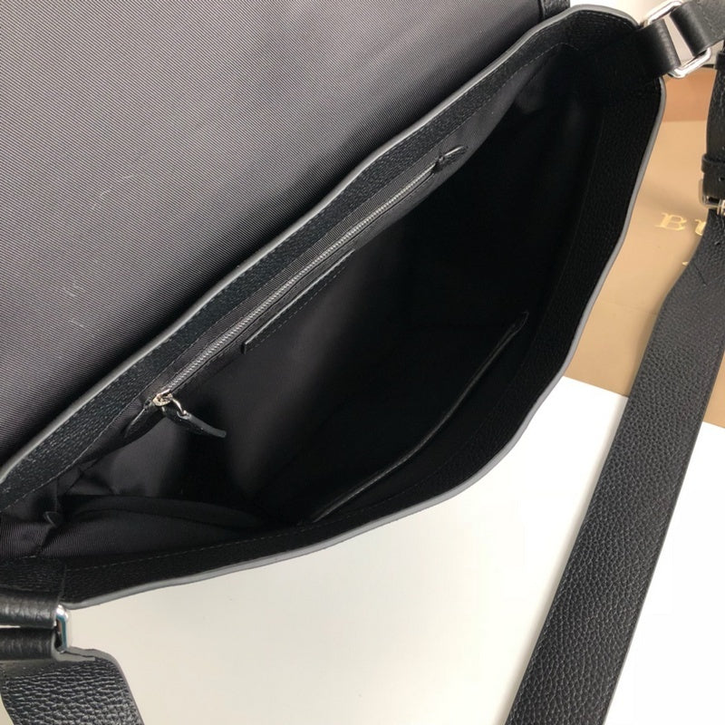 Burberry Bags - Bagsattire   576