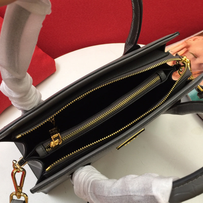 Barnes-Bags - Prada Bags - 984