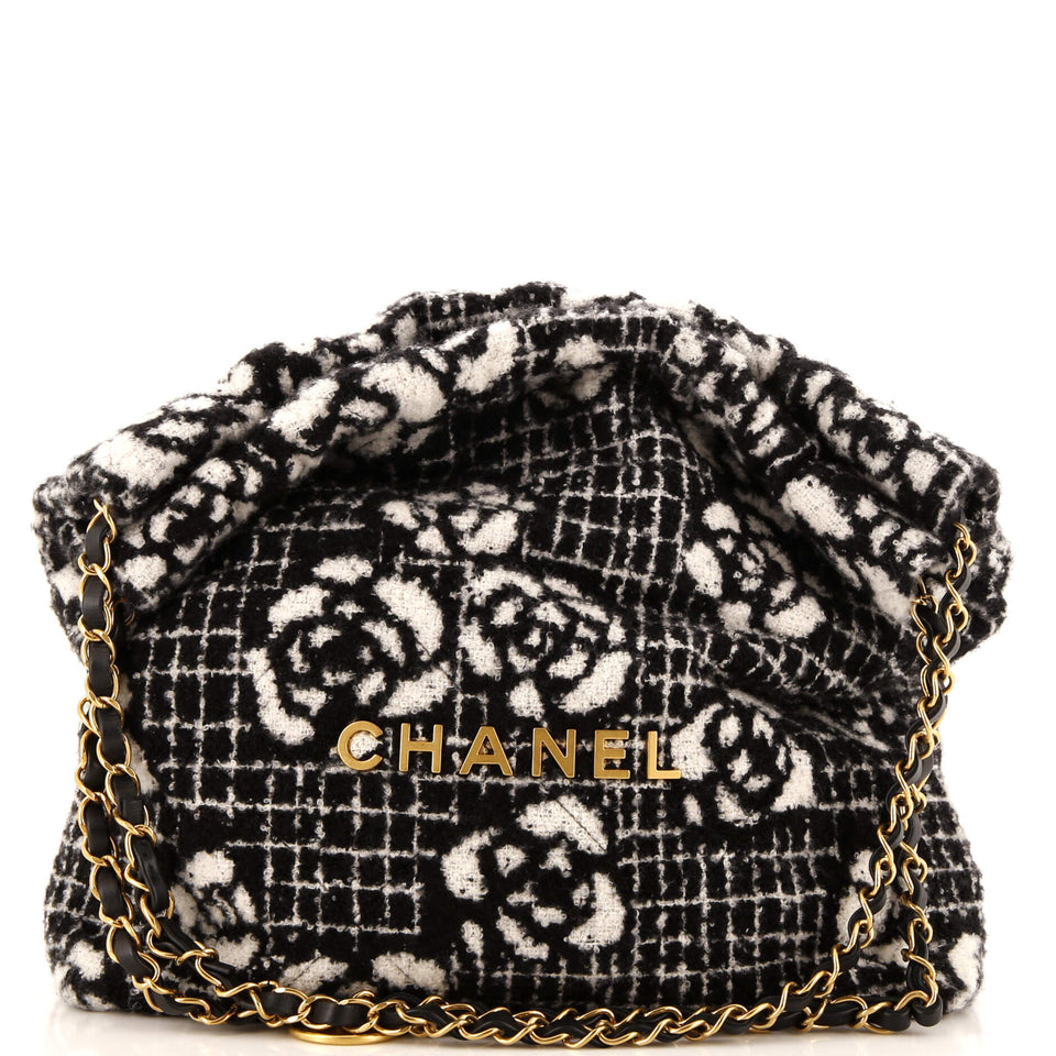 CHANEL 22 Chain Hobo Quilted Camellia Cashmere Small