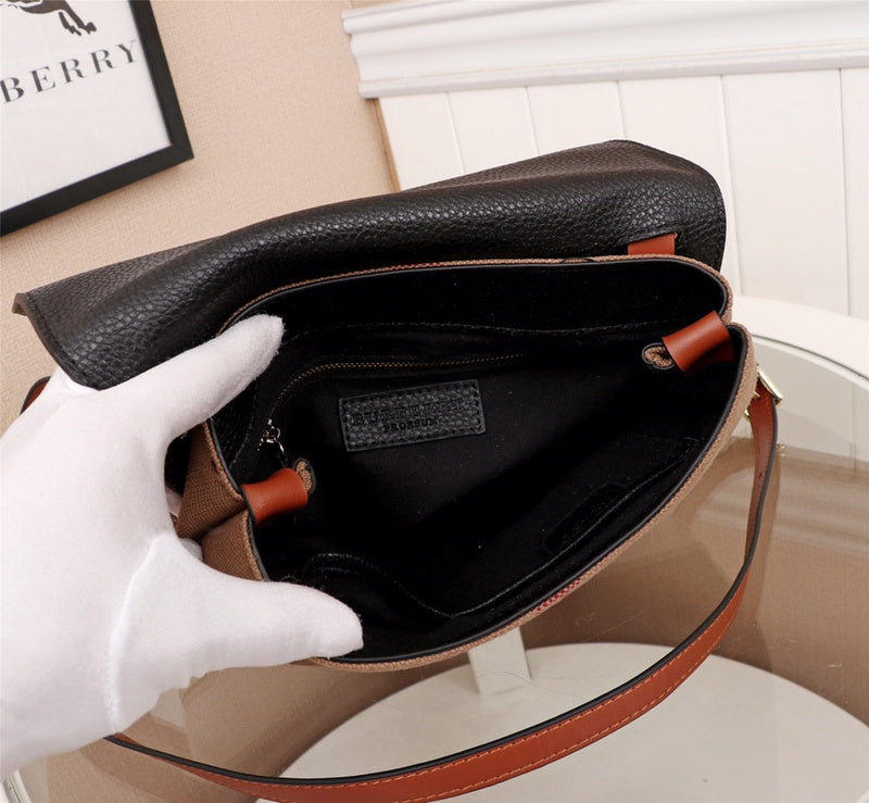 Burberry Bags - Bagsattire   317
