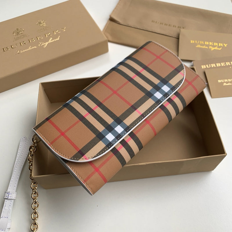 Burberry Bags - Bagsattire   649