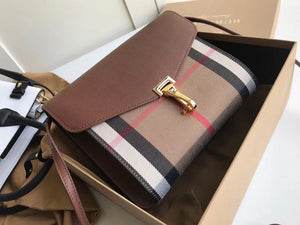 Burberry Bags - Bagsattire   465