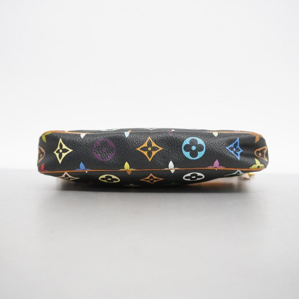 Louis Vuitton Pochette Accessoires  Canvas Clutch Bag
