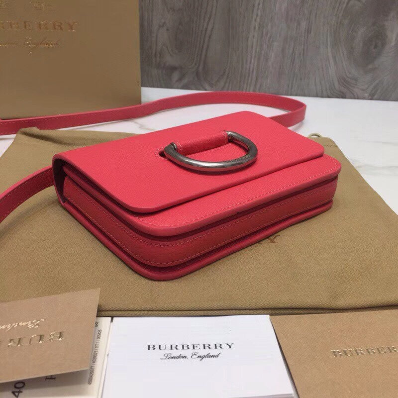 Burberry Bags - Bagsattire   458