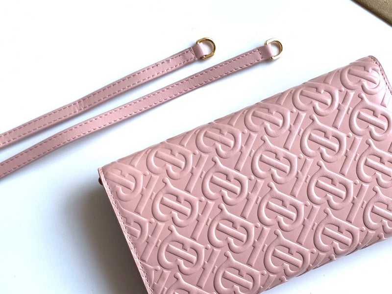 Burberry Bags - Bagsattire   753