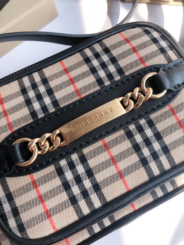 Burberry Bags - Bagsattire   581