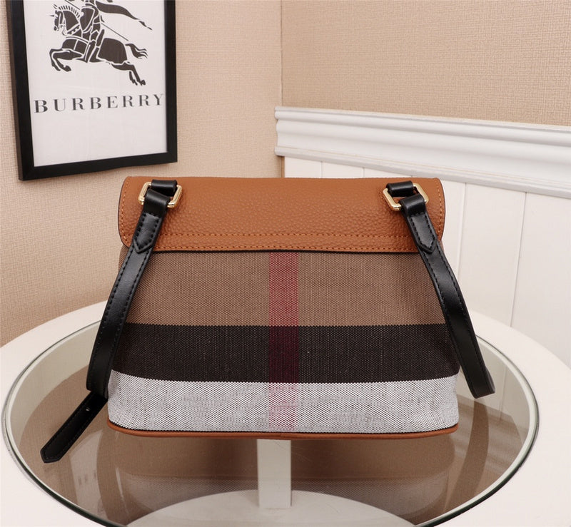 Burberry Bags - Bagsattire   320