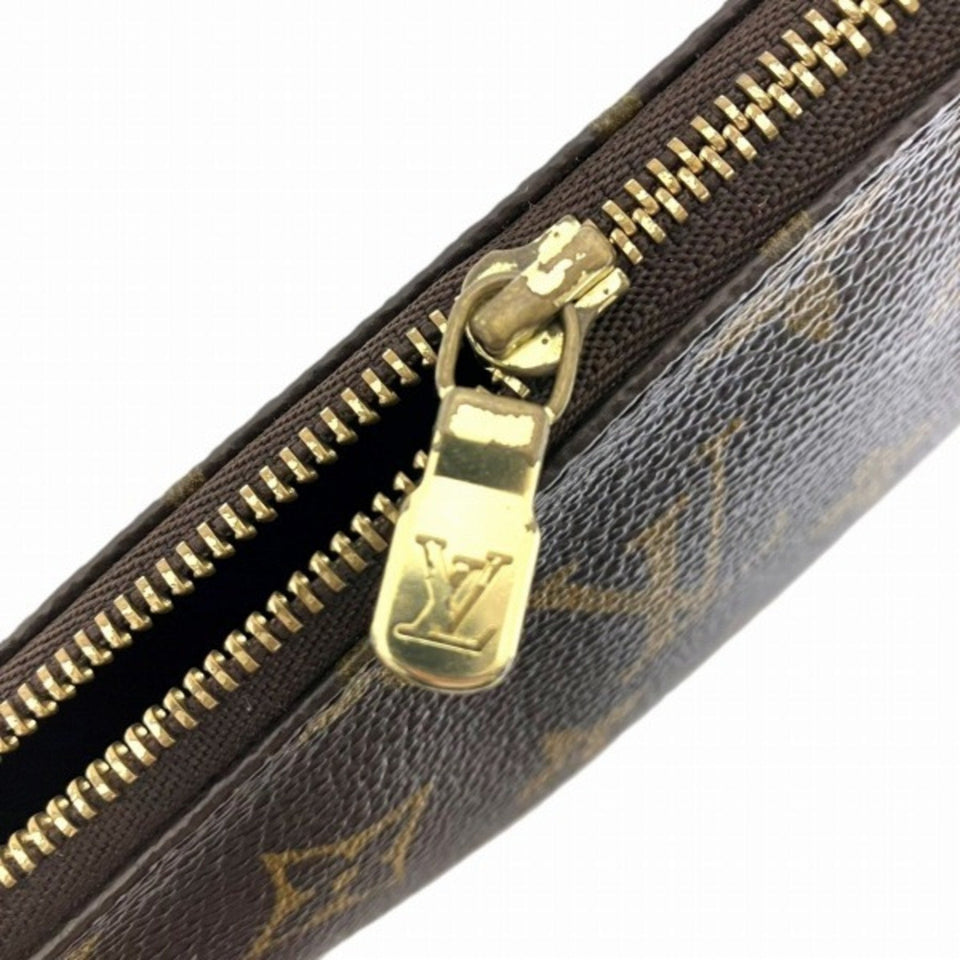 Louis Vuitton Pochette Accessoire  Canvas Clutch Bag