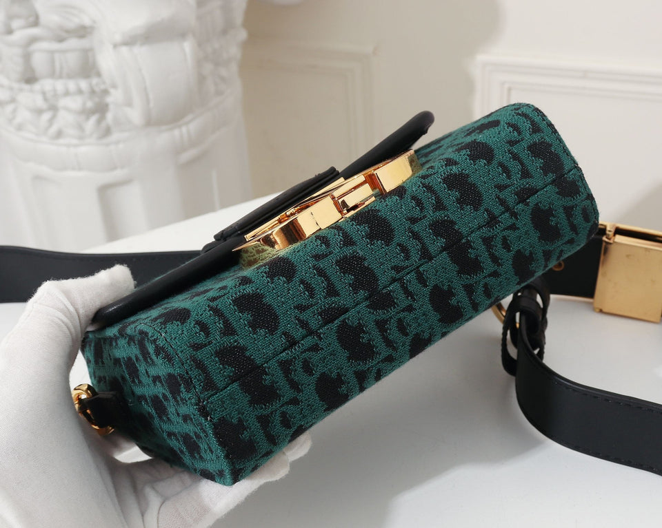 MO - Top Quality Bags Christian Dior 172