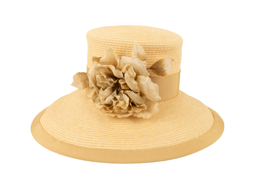 Chapeau / capeline Dior