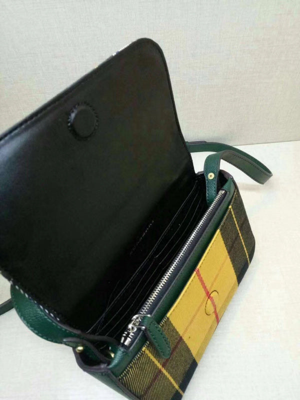 Burberry Bags - Bagsattire   433