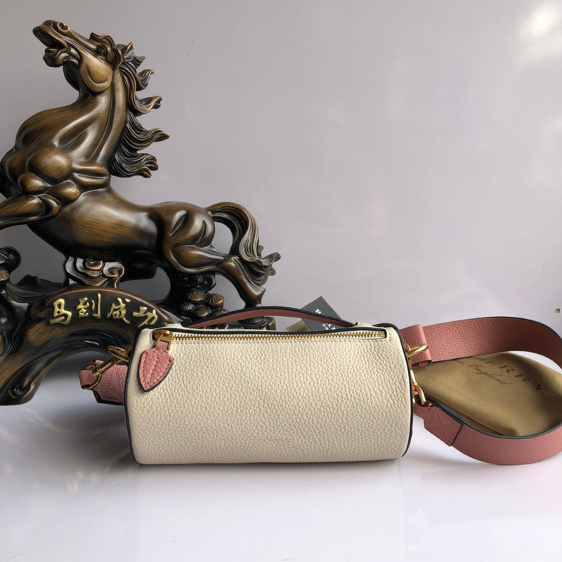 Burberry Bags - Bagsattire   459