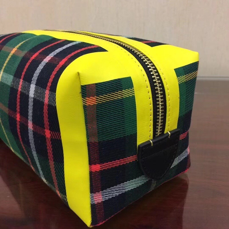 Burberry Bags - Bagsattire   404