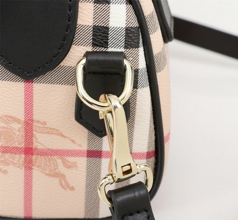 Burberry Bags - Bagsattire   177