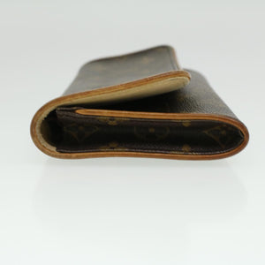 Louis Vuitton Twin Clutch Bag