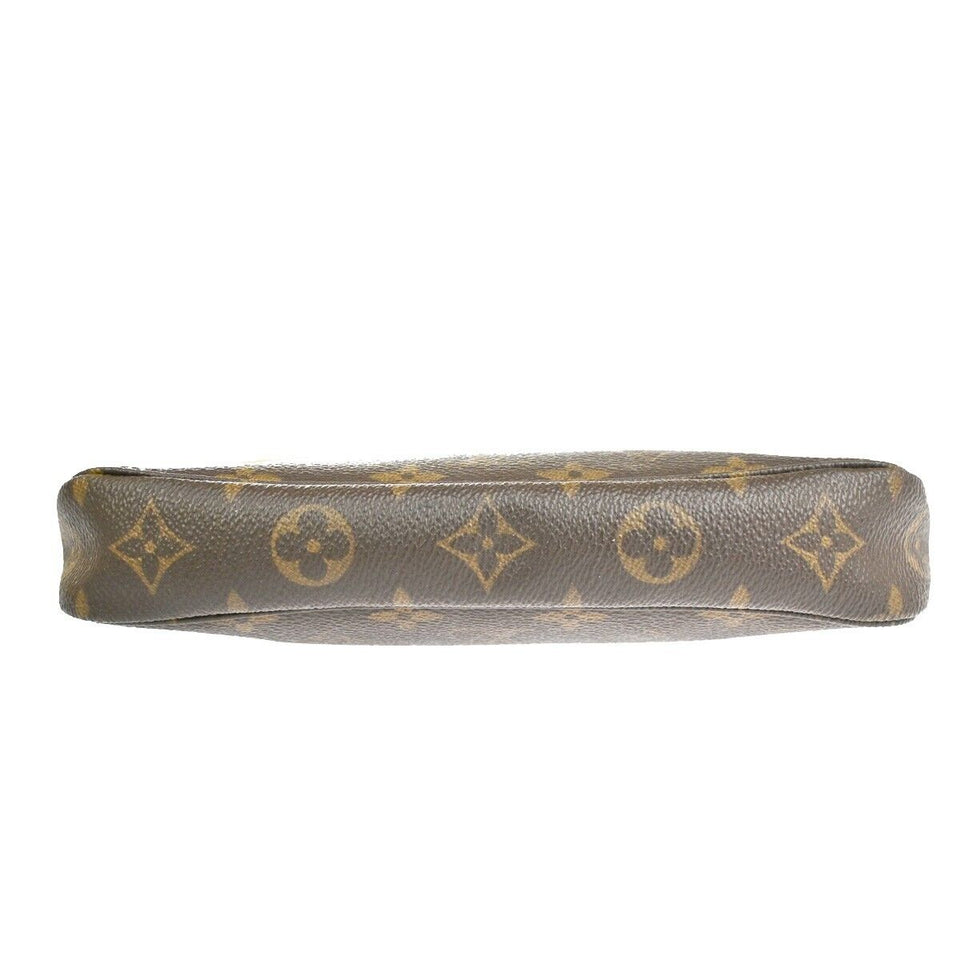 Louis Vuitton Pochette Accessoires  Canvas Clutch Bag