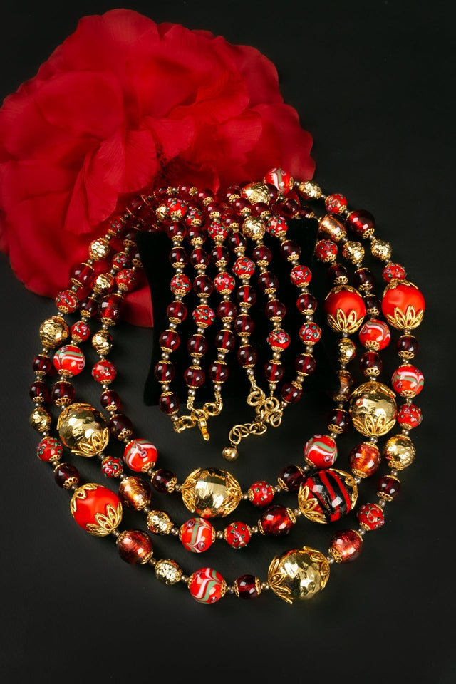 Collier de perles rouges Dior