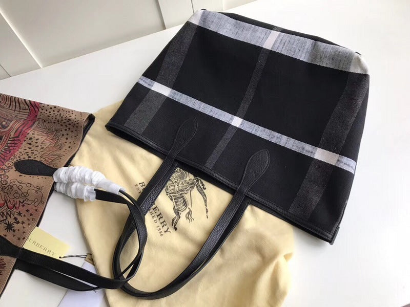 Burberry Bags - Bagsattire   294