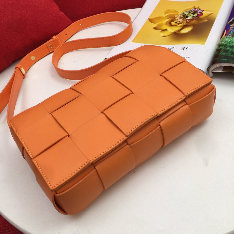 Burberry Bags - Bagsattire   170